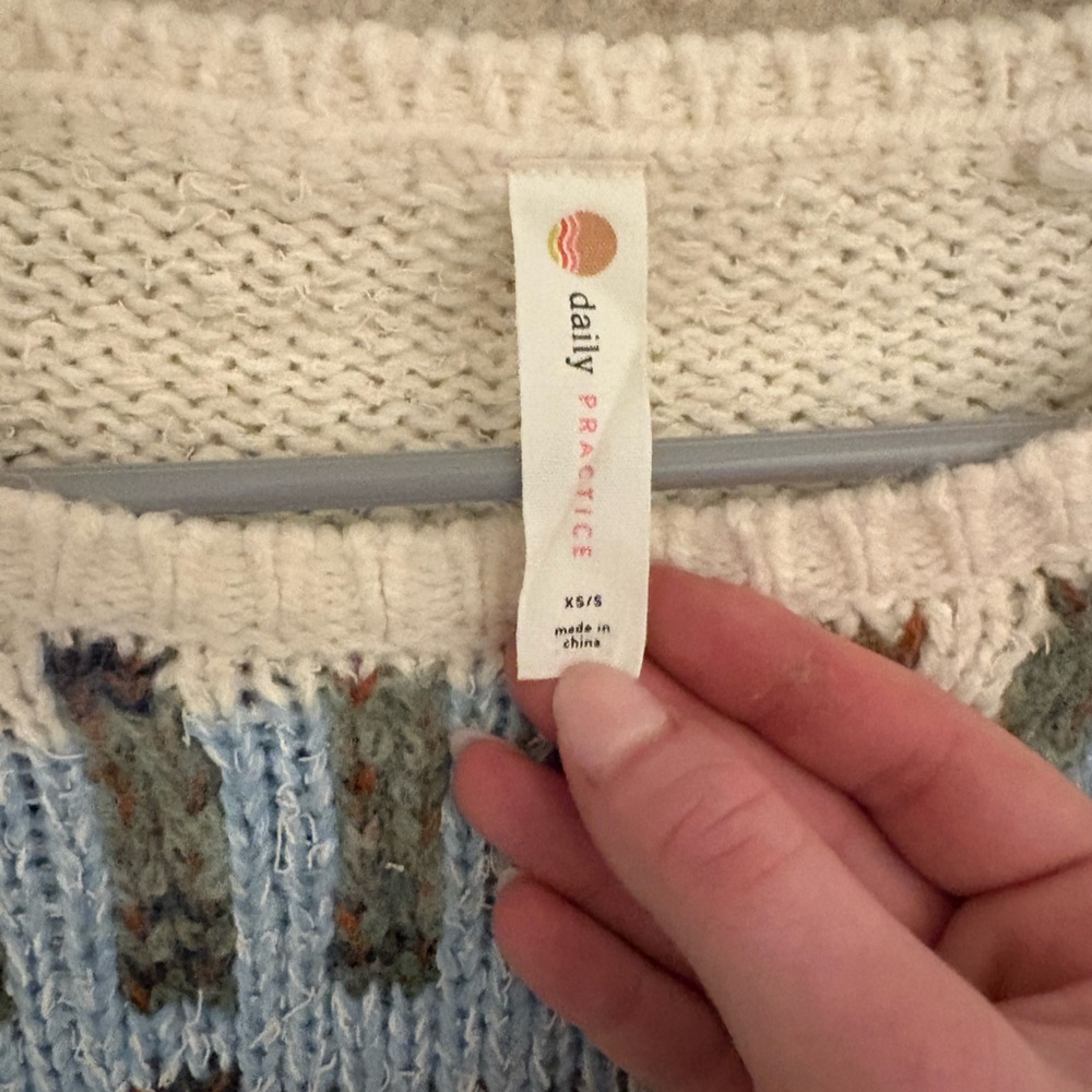 Multi-Color colored sweater - Picture 3 of 5